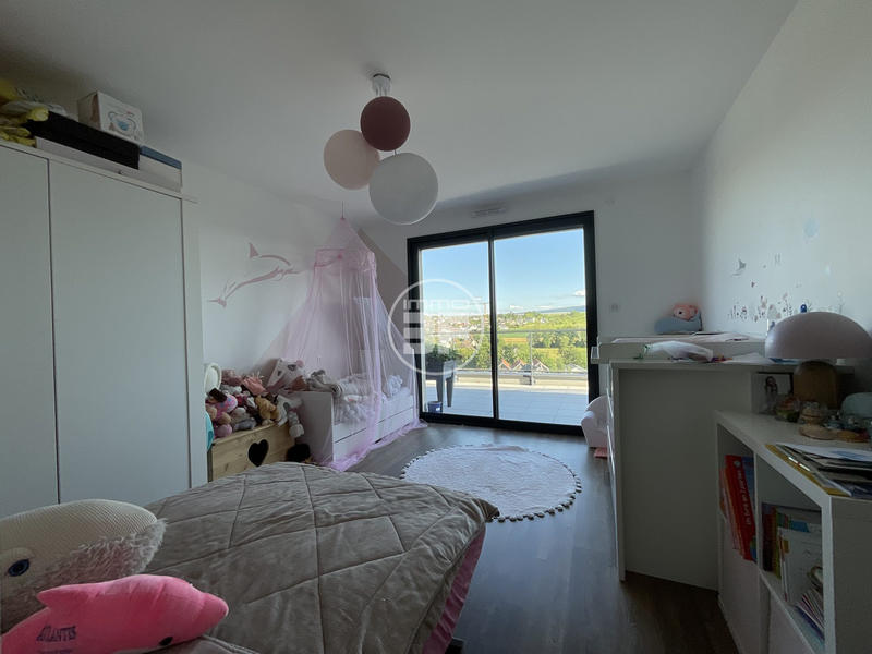 Appartement - 149 m² - 6 pièces