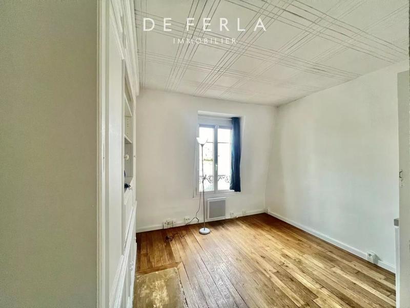 Studio - 13 m² - 1 pièce