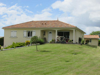 Maison - 146 m² - 7 pièces