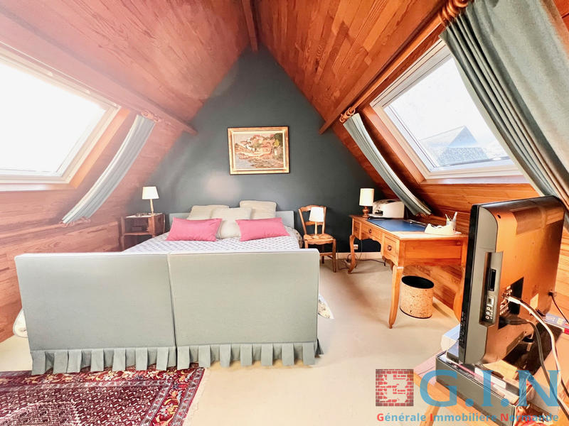 Maison - 146 m² - 7 pièces