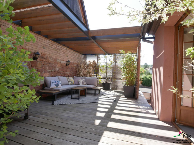 Maison - 122 m² - 6 pièces