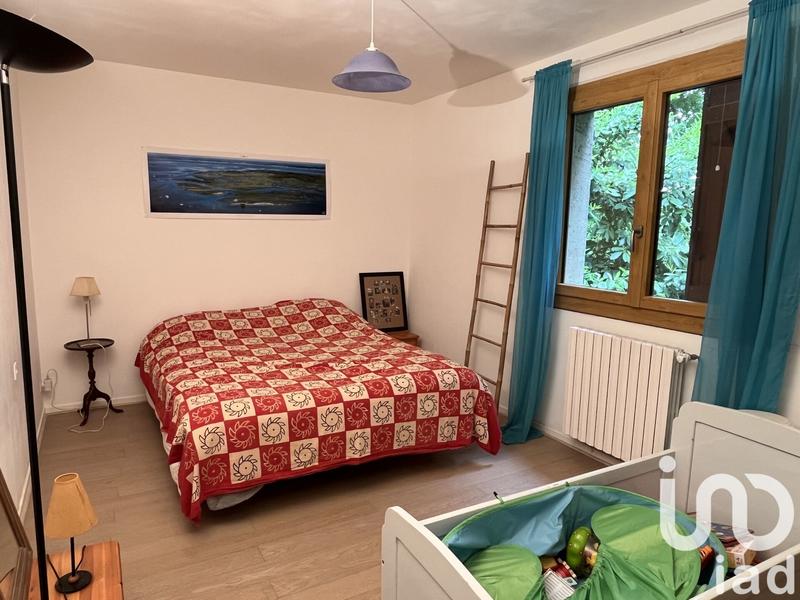 Maison - 280 m² - 9 pièces