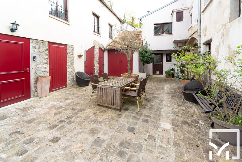 Appartement - 102 m² - 4 pièces