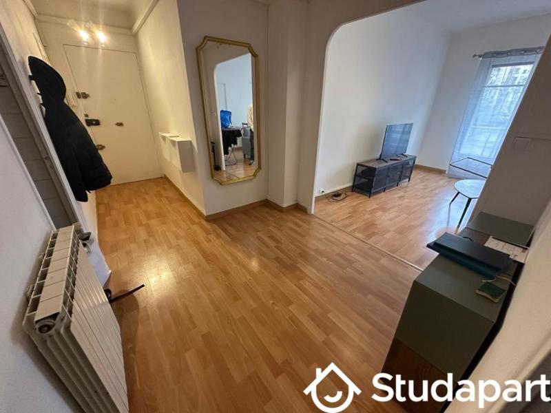 Chambre - 13 m² - 1 pièce