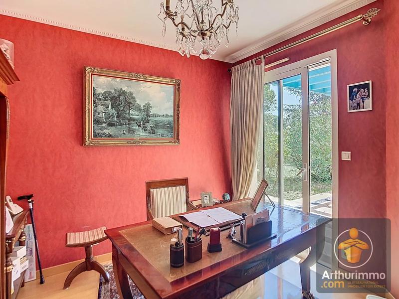 Maison - 199 m² - 6 pièces