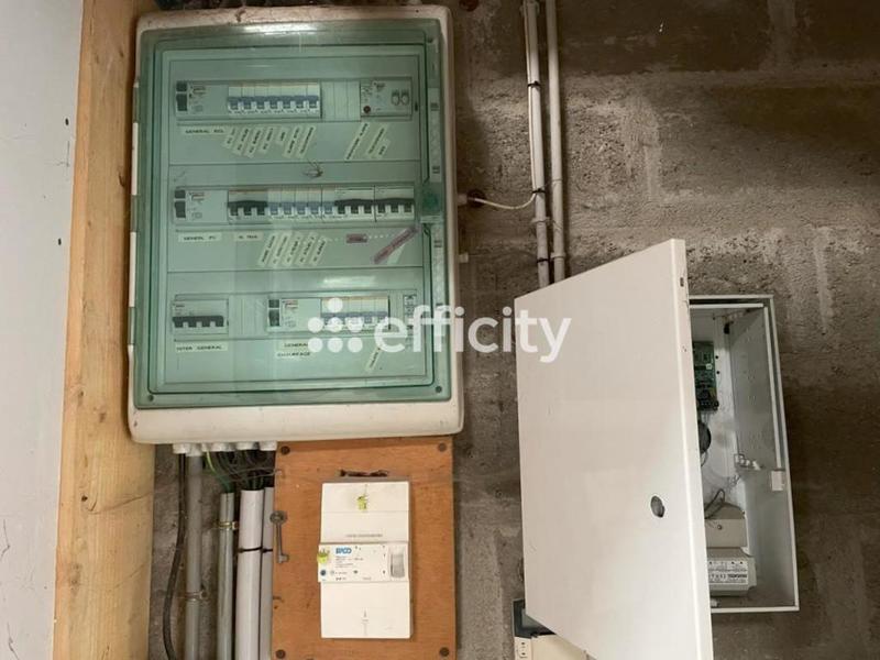 Bureau - 300 m² - 4 pièces