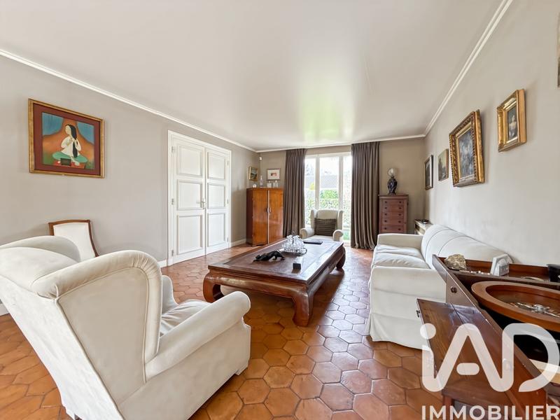 Maison - 182 m² - 7 pièces