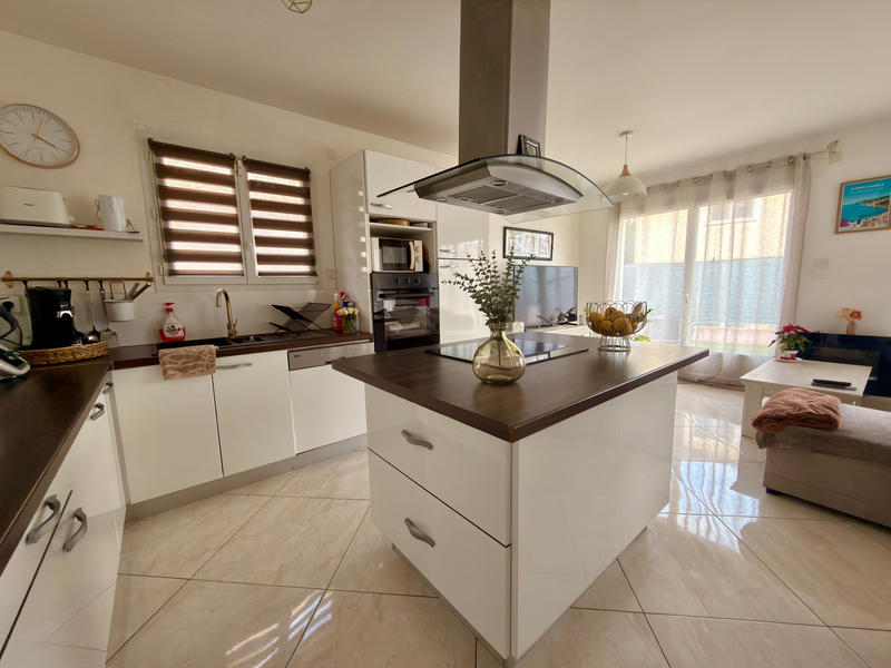 Maison - 110 m² - 4 pièces