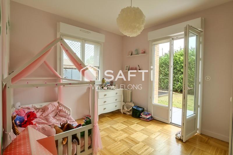 Villa - 182 m² - 10 pièces