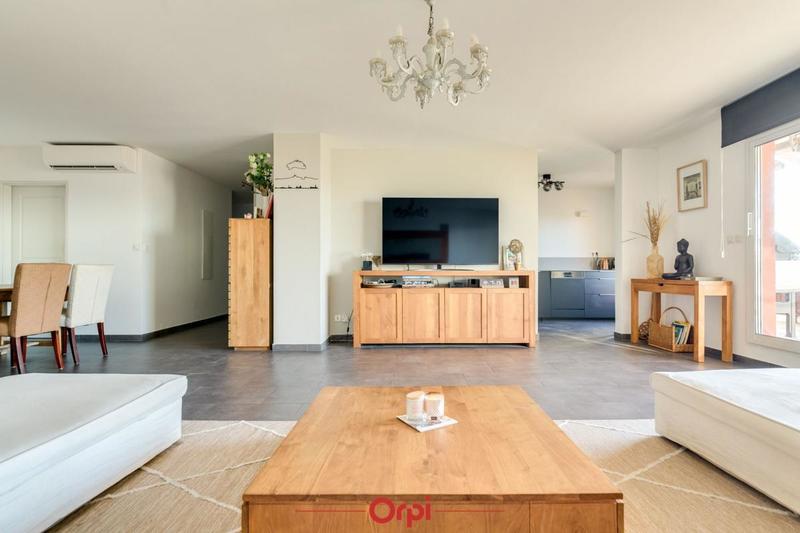 Appartement - 126 m² - 5 pièces