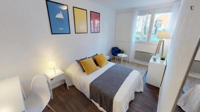 Chambre - 11 m² - 4 pièces