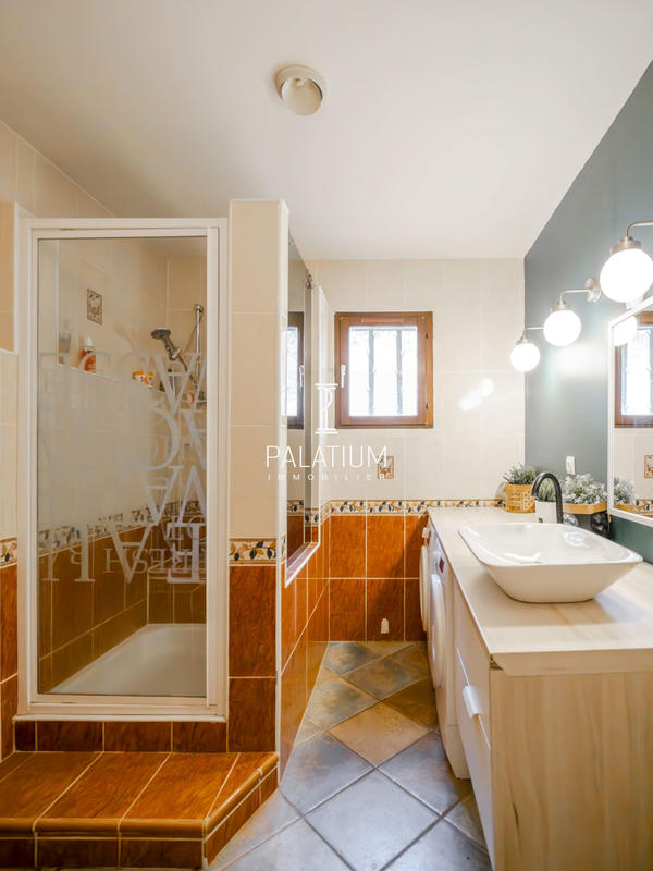 Maison - 120 m² - 4 pièces