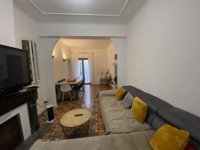 Appartement ancien - 91 m² - 4 pièces