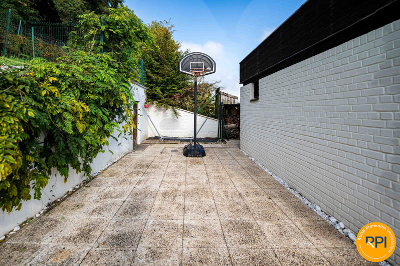 Maison - 147 m² - 4 pièces