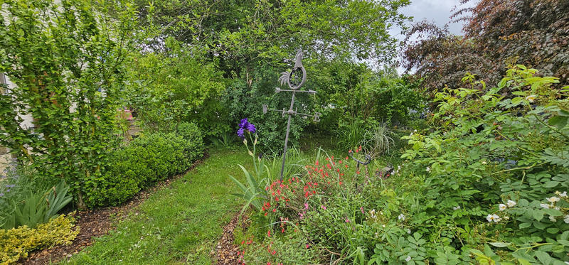 Propriété - 276 m² - 9 pièces