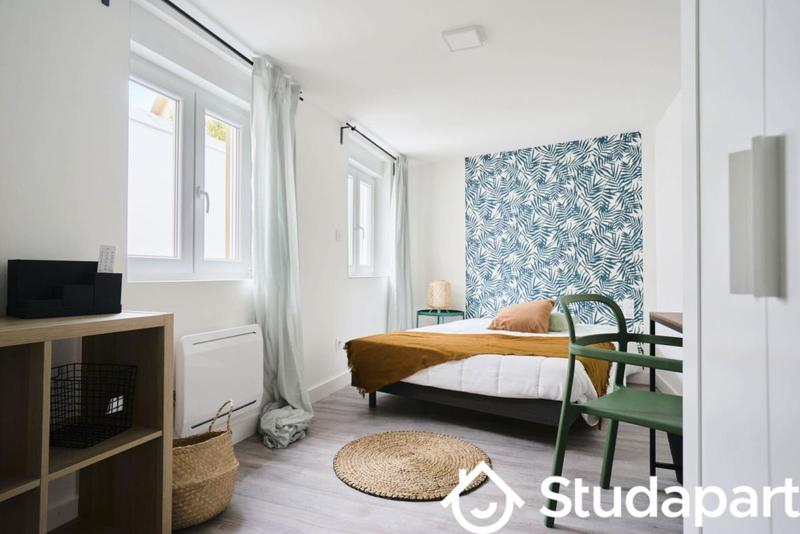 Chambre - 11 m² - 1 pièce