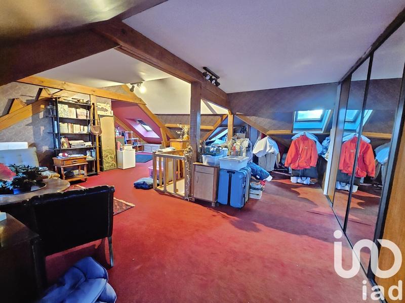 Maison - 192 m² - 7 pièces