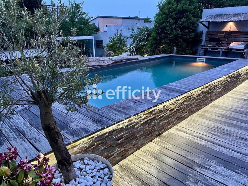 Maison en pierre - 190 m² - 7 pièces