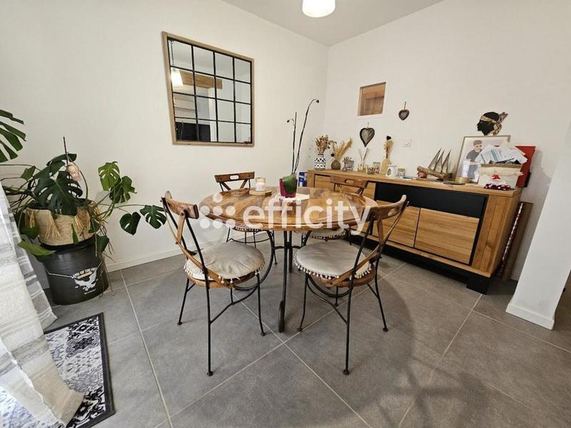 Maison - 77 m² - 3 pièces