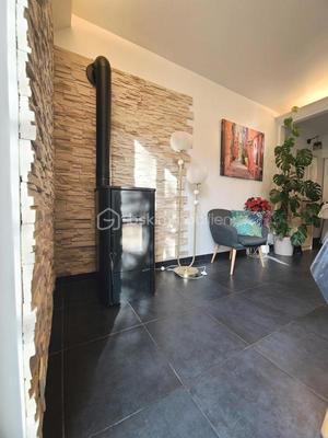 Pavillon - 135 m² - 7 pièces