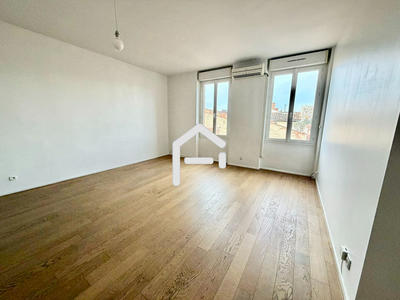 Appartement - 61 m² - 2 pièces