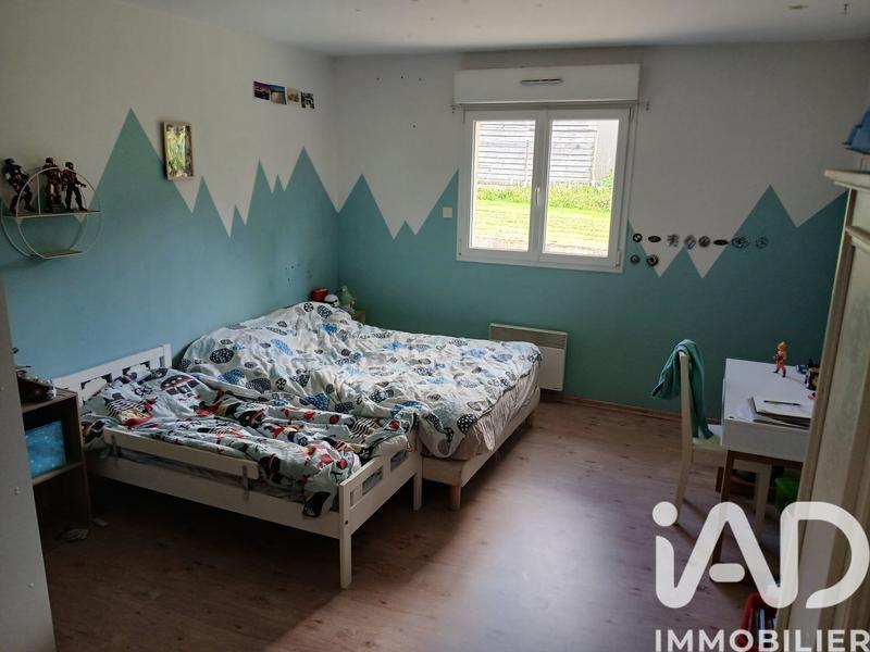 Maison - 240 m² - 8 pièces