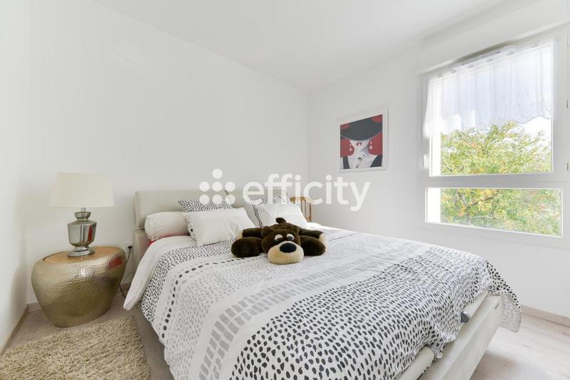 Appartement - 87 m² - 4 pièces