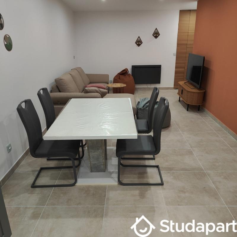 Chambre - 15 m² - 1 pièce