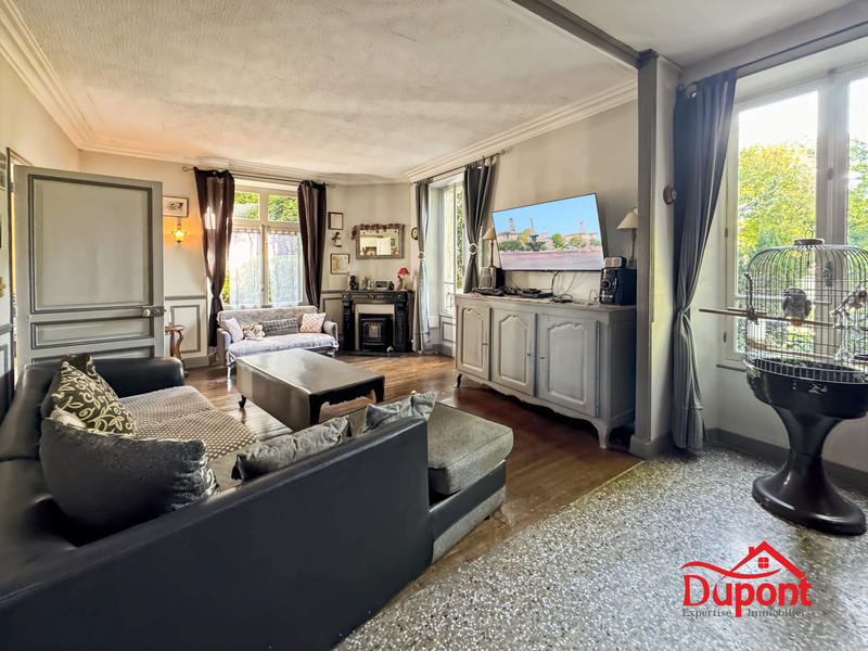 Maison - 190 m² - 8 pièces