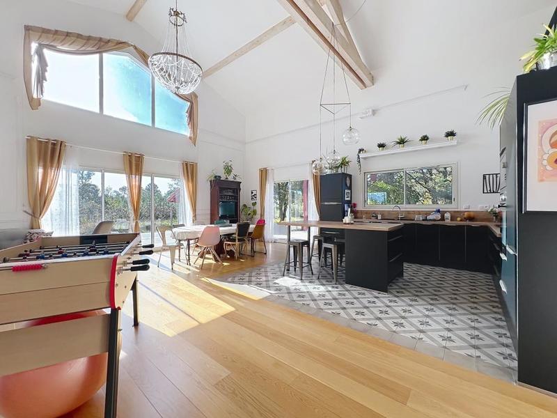 Maison d'architecte - 192 m² - 5 pièces