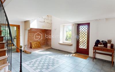 Corps de ferme - 410 m² - 9 pièces