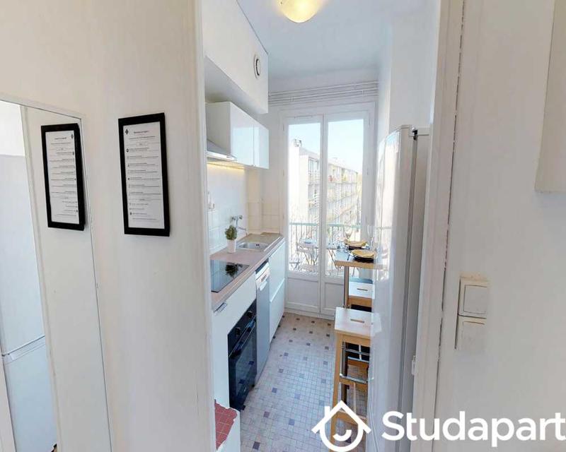 Chambre - 60 m² - 1 pièce