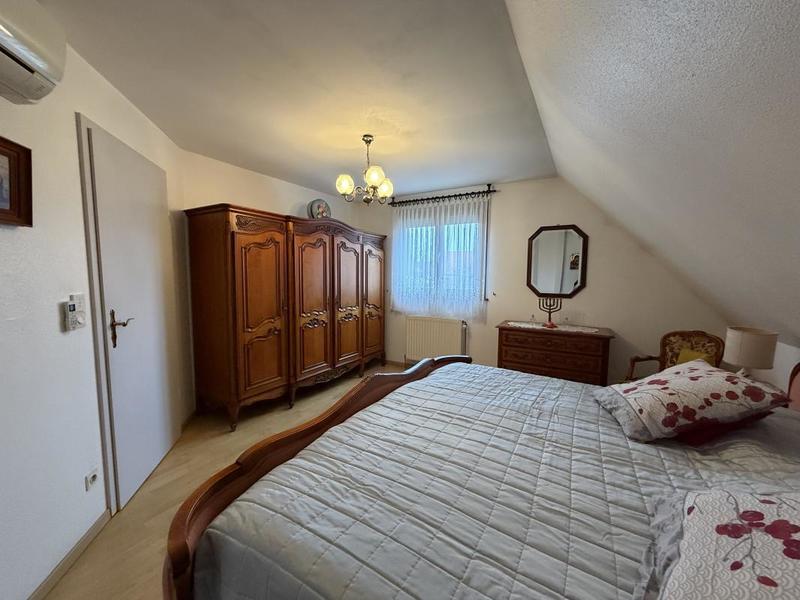 Maison - 92 m² - 5 pièces