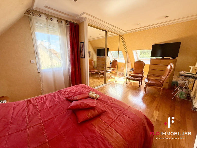 Maison - 140 m² - 7 pièces