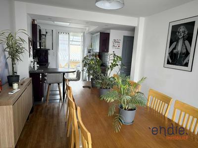 Maison - 100 m² - 4 pièces