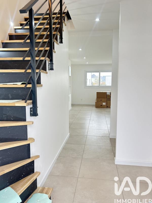 Maison - 137 m² - 6 pièces