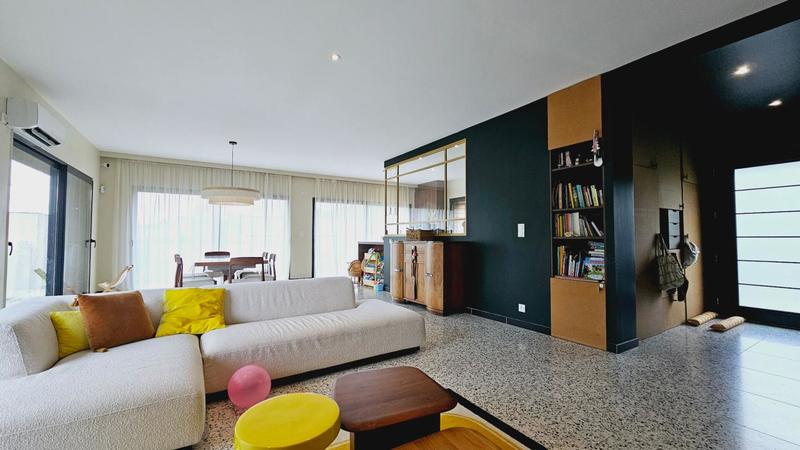 Maison - 163 m² - 5 pièces