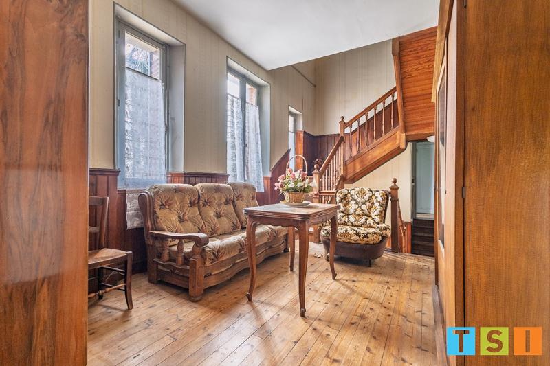 Maison bourgeoise - 250 m² - 8 pièces