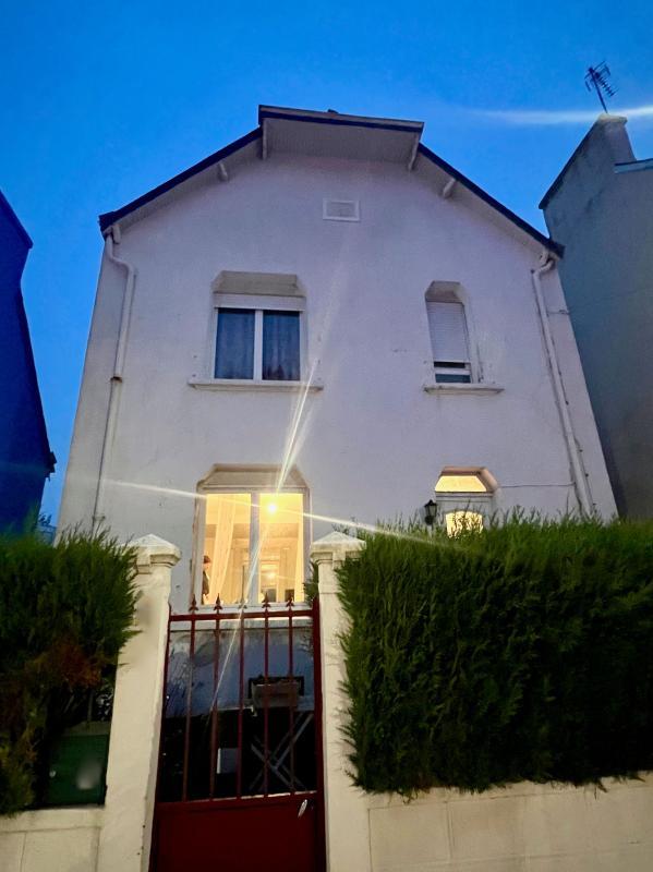 Maison - 100 m² - 5 pièces