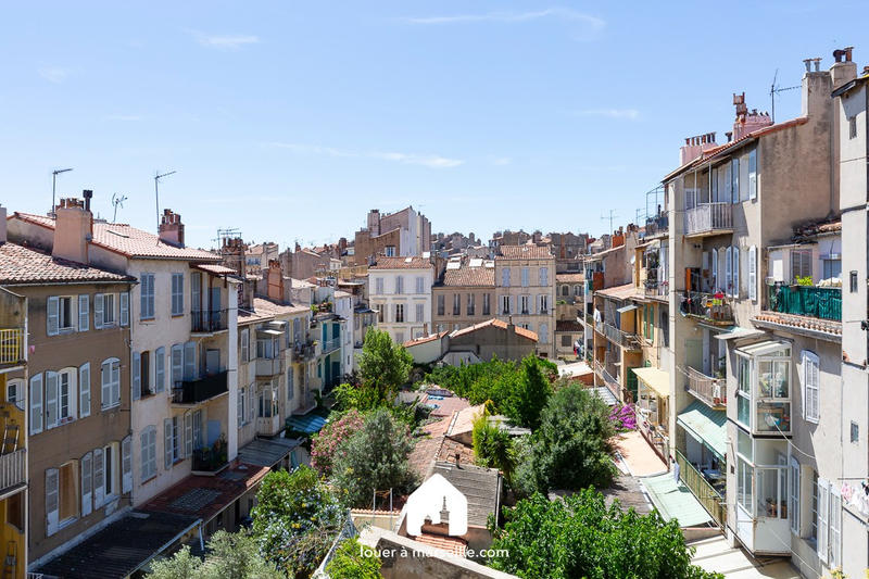 Appartement - 72 m² - 2 pièces