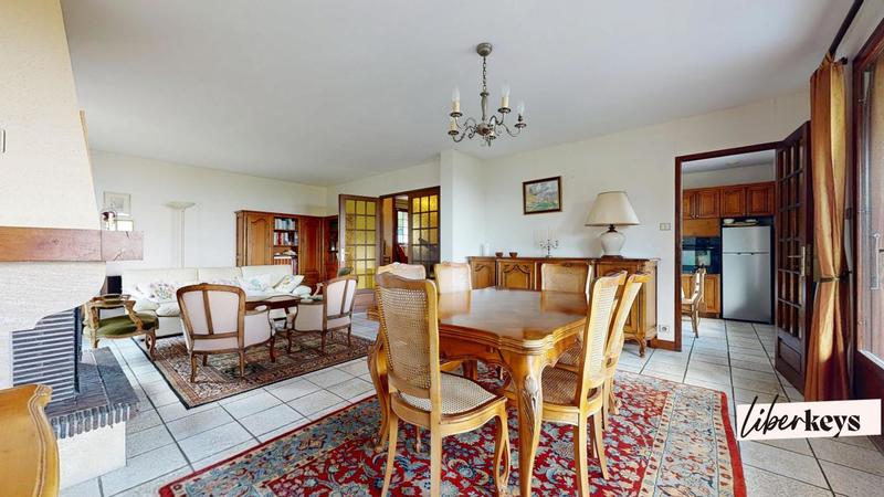 Maison - 101 m² - 5 pièces