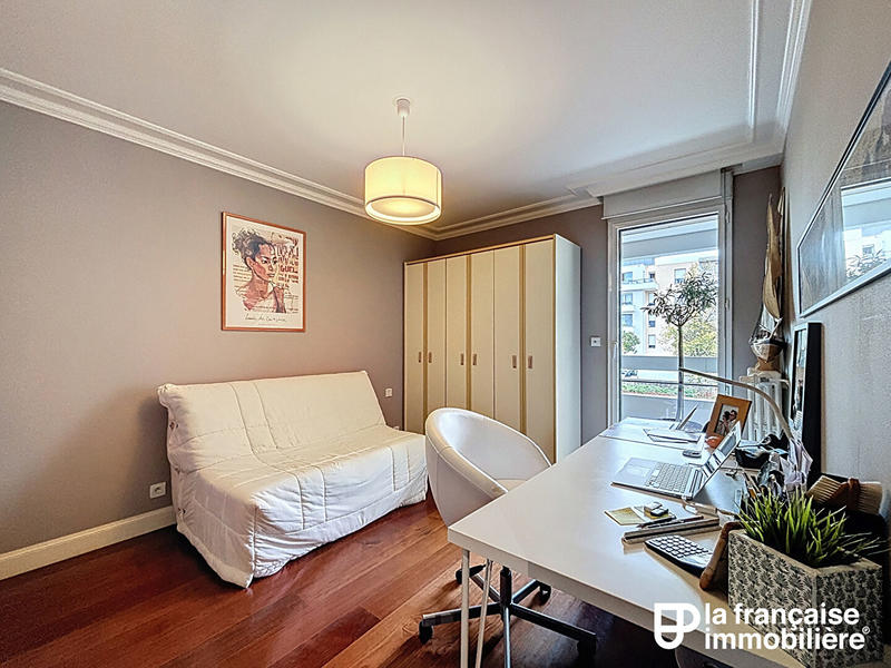 Appartement - 86 m² - 4 pièces