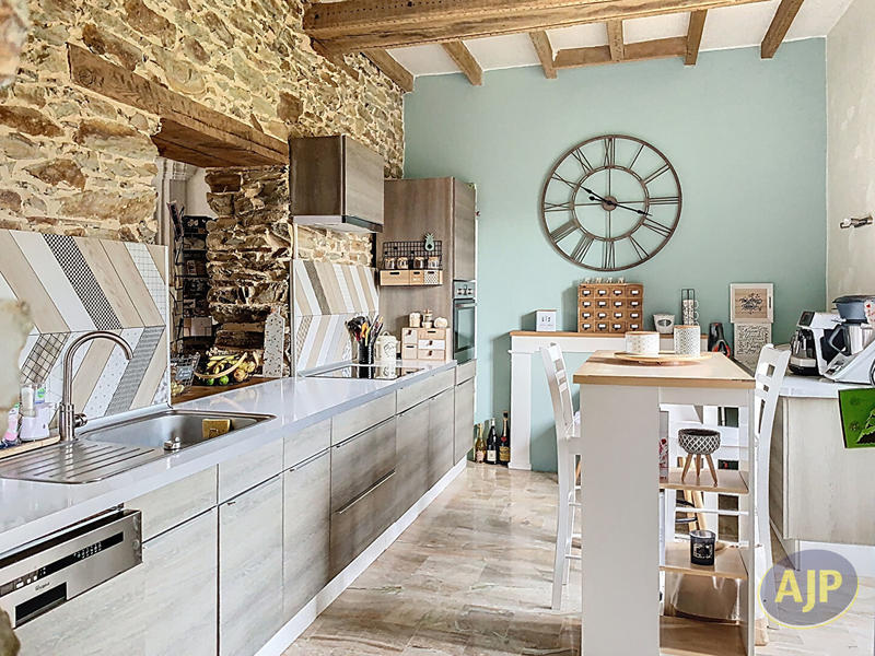 Maison - 187 m² - 5 pièces