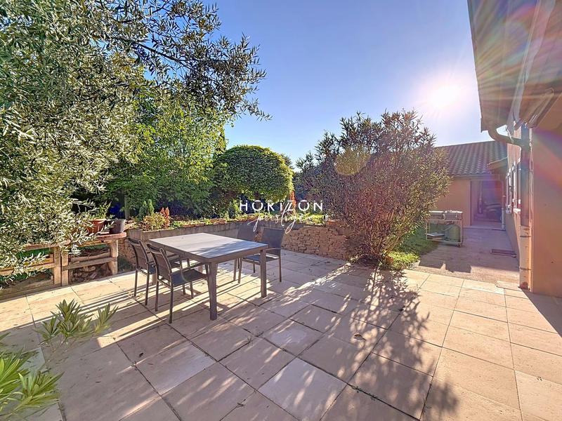 Bastide - 230 m² - 7 pièces