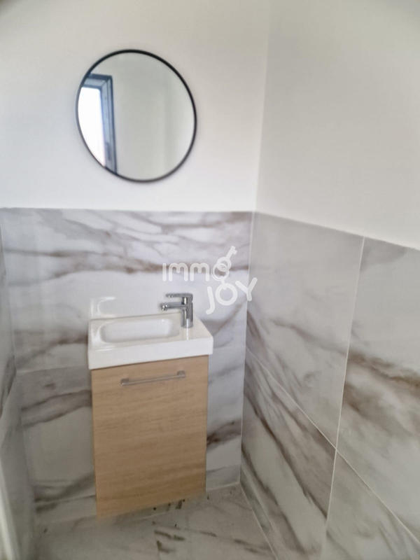 Maison - 111 m² - 4 pièces