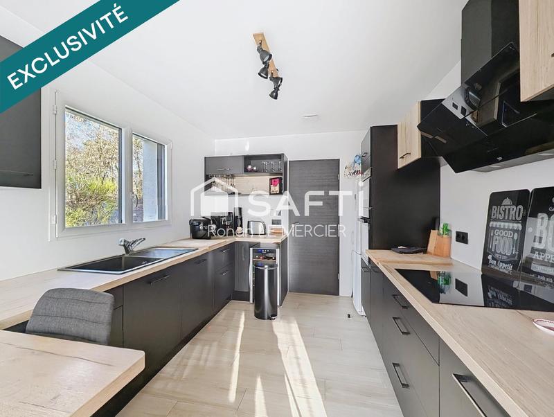 Maison - 90 m² - 4 pièces