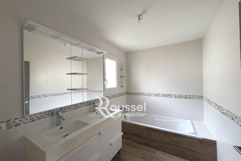 Maison - 83 m² - 4 pièces