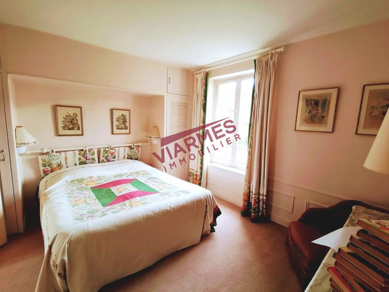 Maison - 180 m² - 6 pièces