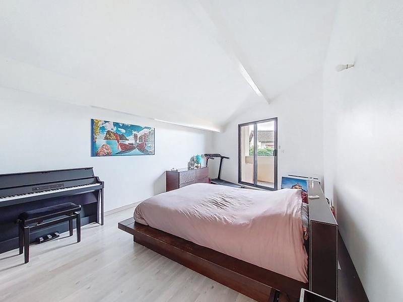 Maison - 171 m² - 5 pièces