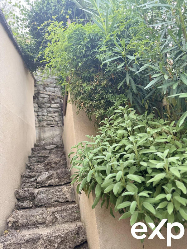 Maison traditionnelle - 95 m² - 3 pièces